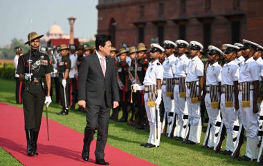  Japon Savunma Bakanı Minoru Kihara, Hindistan Savunma Bakanı Rajnath Singh 'in 20 Ağustos 2024 tarihinde Yeni Delhi Hindistan' da Güney bloğu çimlerinde bir onur kıtası aldı. Fotoğraf: Sanchit Khanna / Hindustan Times 