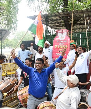 YENİ DELHI INDIA 4 Haziran 2024 Kongre destekçileri Lok Sabha 2024 seçimlerinin sonuçlarını 4 Haziran 2024 tarihinde Yeni Delhi Hindistan 'daki AICC genel merkezinde kutladılar. (Fotoğraf: Vipin Kumar / Hindustan Times)