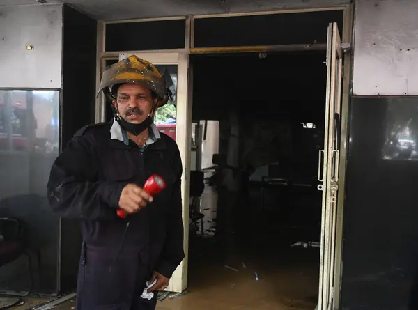 stock image NEW DELHI INDIA JUNE 25 2024 Fire officials are trying to control fire at Safdarjung hospital on June 25 2024 in New Delhi India Photo by Sonu Mehta Hindustan Times