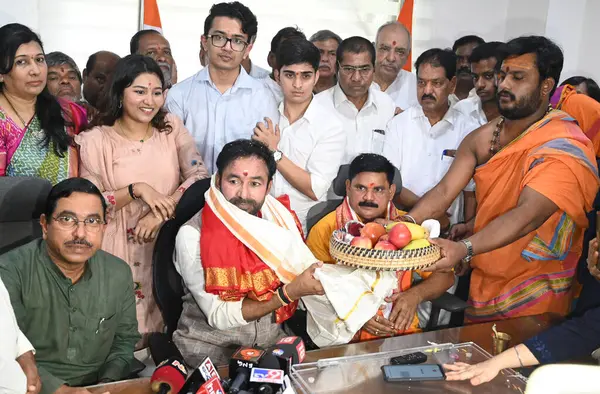 stock image NEW DELHI INDIA JUNE 13 2024    Union Coal and Mines Minister G Kishan Reddy with Union Minister Pralhad Joshi and MoS Coal Satish Chandra Dubey after the former took charge at Shastri Bhawan at Shastri Bhawan  on June 13 2024 in New Delhi India.  Ph