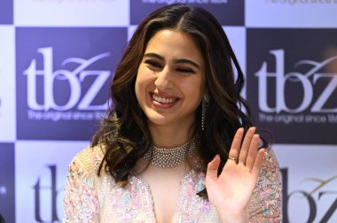 KOLKATA INDIA MAY 25 2023 Bollywood actress Sara Ali Khan interacts with media during promotion of a jewellery brand on May 25 2023 in Kolkata India Photo by Samir Jana Hindustan Times  clipart