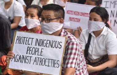 NEW DELHI INDIA 14 Mayıs 2023 Meitei halkı, 14 Mayıs 2023 tarihinde Manipur 'da Jantar Mantar' da NRC 'nin uygulanmasını talep eden bir protesto sahnesi düzenledi. Fotoğraf: Sonu Mehta Hindustan Times 