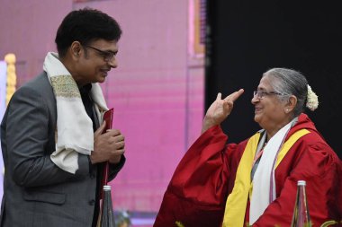 CHANDIGARH INDIA MAY 20 2023 Writer and philanthropist Dr Sudha N Murthy interacting lyricist Irshad Kamil during the 70th convocation ceremony at Punjab University on May 20 2023 in Chandigarh India Photo by Ravi Kumar Hindustan Times  clipart