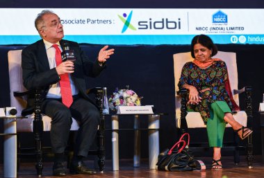 NEW DELHI INDIA 18 Mayıs 2023 Ugo Astuto AB 'nin Hindistan delegasyonu Büyükelçisi Sunita Narain Bilim ve Çevre Genel Müdürü Hindustan Times G20 Gündeminde Ambedkar International