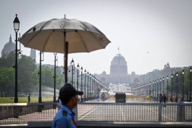 NEW DELHI INDIA 15 Mayıs 2023 Hindistan Kapısı yakınlarındaki Kartavya Yolu 'nda 15 Mayıs 2023' te Sanchit Khanna Hindustan Times 'ın çektiği bir görüntü 