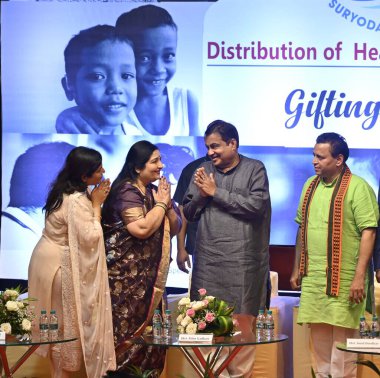 Mumbai India May 09 2023 2023 Union Minister Nitin Gadkari with singer Anuradha Paudwal during the distribution of free hearing aids event by Suryodaya Foundation at Bandra in Mumbai India on Tuesday May 09 2023 Photo by Vijay Bate HT Photo  clipart