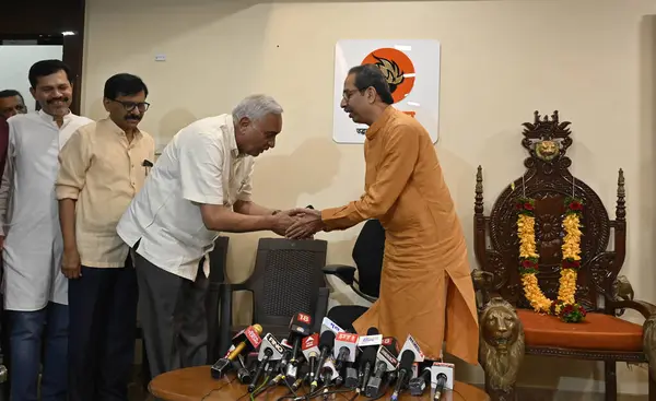 stock image Mumbai India May 04 2023 2023 Bihar Legislative Council Chairman Devesh Chandra Thakur meets Shiv Sena UBT chief Uddhav Thackeray in the presence of MP Sanjay Raut and MLA Aaditya Thackeray at Matoshree Bandra East in Mumbai India on Thursday May 04 