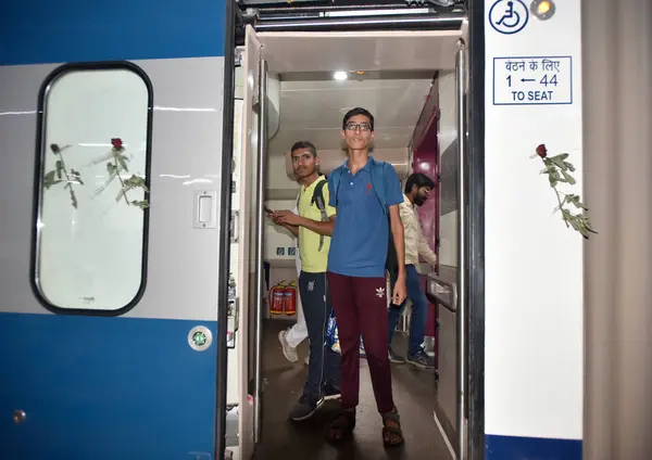 stock image NEW DELHI INDIA MAY 25 2023 Railway passengers at Anand Vihar Railway Station after Prime Minister Narendra Modi virtually flags off Uttarakhand s first semi high speed Vande Bharat Express train connecting Dehradun with the national capital on May 2