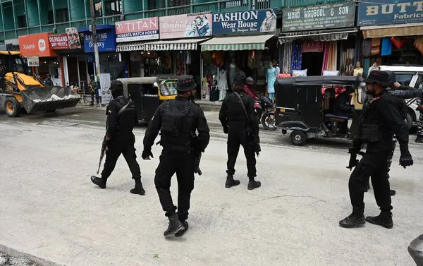 stock image SRINAGAR INDIA MAY 18 2023 National Security Guard NSG Commandos at Lal Chowk area on May 18 2023 in Srinagar India Security is being beefed up ahead of the G20 Tourism Working Group meeting of delegates from G20 nations is being held in Srinagar fro