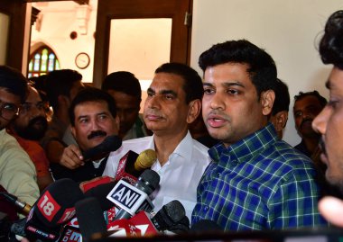 MUMBAI INDIA JUNE 6 2023 Shivsena MP Shrikant Shinde interacts with the media after meeting Brihanmumbai Municipal Corporation BMC Commissioner and Administrator Iqbal Singh Chahal along with MLA Prakash Surve and party leaders at BMC Headquarters CS clipart