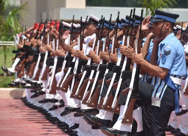 stock image NEW DELHI INDIA JUNE 6 2023 Tri Service Guard of Honour defance persons take salute to German Federal Minister of Defence Boris Pistorius on the presence Union Defence Minister of India Rajnath Singh at Manekshaw Centre on June 6 2023 in New Delhi In