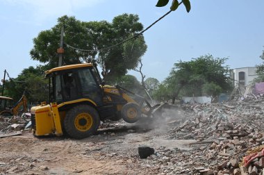 NEW DELHI INDIA 16 HAZİRAN 2023 Ulusal Afet Müdahale Gücü NDRF tarafından 16 Haziran 2023 tarihinde Vasant Vihar 'daki Vasant Gandhi kampında gerçekleştirilen bir yıkım girişimi ile sonuçlandı.