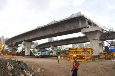 MUMBAI INDIA 16 HAZİRAN 2023 BMC Bombay 'ın Worli' den Priyadarshini Parkı 'na 16 Haziran 2023' te Mumbai 'deki ikinci bir yeraltı tünelinin kazısını tamamladı.