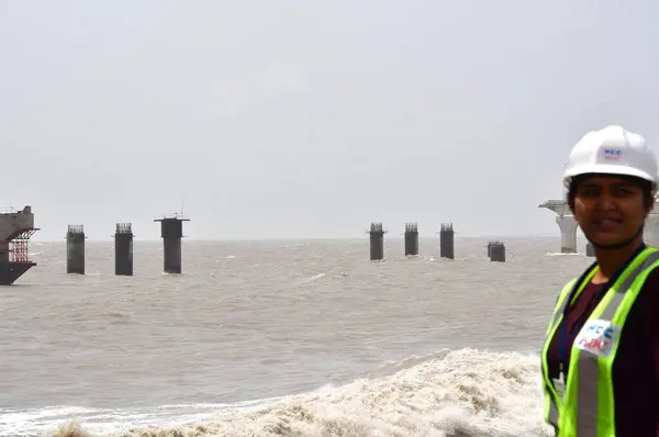 stock image MUMBAI INDIA JUNE 16 2023 BMC organized an under construction Mumbai coastal road site visit for Journalists from Worli to Priyadarshini Park on June 16 2023 in Mumbai India The Mumbai civic body completed the excavation of a second underground tunne