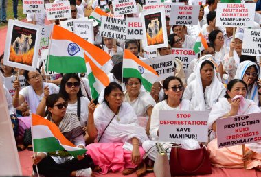 MUMBAI INDIA JUNE 17 2023 Manipuri People participate in a peaceful protest to demonstrate to raise concerns on the current conflicts in Manipur at Azad Maidan on June 17 2023 in Mumbai India Photo by Bhushan Koyande Hindustan Times  clipart