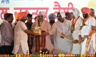 GURDASPUR INDIA JUNE 18 2023 Union Home Minister Amit Shah with party leaders during a public rally on June 18 2023 in Gurdaspur India Amit Shah holds rallies in Punjab s Gurdaspur and Haryana s Sirsa on Sunday as part of his party s public outreach  clipart