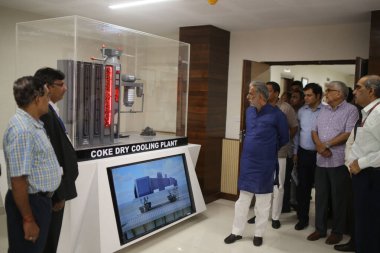 NEW DELHI INDIA 26 Haziran 2023 Union Union Power and Heavy Industries Bakanı Krishan Pal Gurjar Badarpur Termal Santrali 'ndeki Gelişmiş Endüstriyel Teknoloji Sunum Merkezi' nin açılışı sırasında 26 Haziran 2023 tarihinde Salman