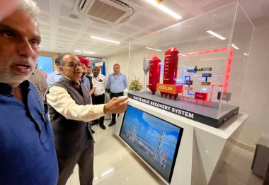 NEW DELHI INDIA 26 Haziran 2023 Union Union Power and Heavy Industries Bakanı Krishan Pal Gurjar Badarpur Termal Santrali 'ndeki Gelişmiş Endüstriyel Teknoloji Sunum Merkezi' nin açılışı sırasında 26 Haziran 2023 tarihinde Salman
