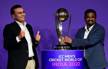 MUMBAI INDIA JUNE 27 Haziran 2023 Virendra Sehwag ve Muttiah Muralitharan ICC Dünya Kriket Kupası 2023 tarihli açıklamasında St Regis Lower Parel 'de 27 Haziran 2023 tarihinde Mumbai Hindistan' da Anshuman Poyrekar Hindustan Times 