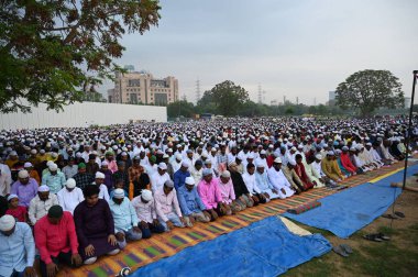 GURUGRAM INDIA 29 Haziran 2023 Kurban Bayramı 29 Haziran 2023 'te Hindistan' daki Gurugram Vadisi Parkı 'nın 29. Bölgesinde, Bakra Bakrid al Adha Kurban Bayramı olarak da bilinen Bayarami İslamdır.