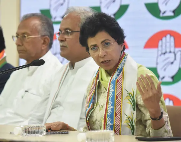 stock image NEW DELHI INDIA JUNE 28 2023 Congress party briefing by General Secretary AICC Kumari Selja Chief Minister of Chhattisgarh Bhupesh Baghel PCC President Chhattisgarh Mohan Markam and other Ministers and leaders addressing a press conference after meet