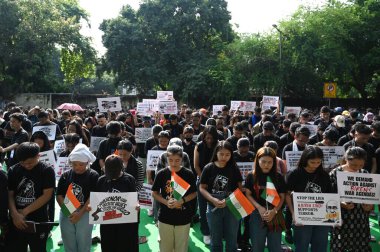 MUMBAI INDIA 31 AĞUSTOS 2024 Manipur Kuki Cemaati 'nden insanlar 31 Ağustos 2024' te Manipur 'da Manipur' da şiddet ve barış talebini protesto ettiler.