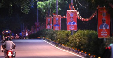 NEW DELHI INDIA SEPTEMBER 2 SEPTEMBER Sr. BJP Liderleri Poster kusmuğu DDU Marg 2024 yılında BJP Genel Merkezi DDU Marg Fotoğraf: Sonu Mehta Hindustan Times