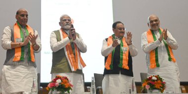 NEW DELHI INDIA 2 Eylül 2024 Başbakan Narendra Modi Savunma Bakanı Rajnath Singh İçişleri Bakanı Amit Şah Sağlık Bakanı ve Ulusal Başkan JP Nadda BJP Genel Merkezi DDU Marg 'da 2024 BJP üyelik kampanyası başlattı 