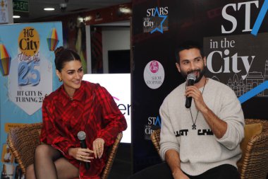 NEW DELHI INDIA FEBRUARY 1 2024  Bollywood actors Shahid Kapoor and Kriti Sanon during an exclusive interview with HT City for the promotion of their upcoming movie Teri Baaton Mein Aisa Uljha Jiya at HT Media office on February 1 2024 in New Delhi I clipart