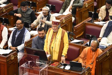 LUCKNOW INDIA FEBRUARY 5 2024 Uttar Pradesh Finance Minister Suresh Kumar Khanna presents state Budget 202425 at UP Assembly on February 5 2024 in Lucknow India Photo by Deepak Gupta Hindustan Times clipart