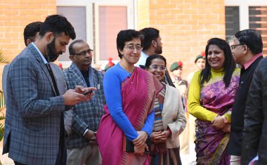 NEW DELHI INDIA ŞUBAT 6. 2024 Eğitim Bakanı Atishi, Dr. BR Ambedkar Uzmanlık Okulu 'nun 6 Şubat 2024 tarihinde Paschim Vihar' daki yeni binasının açılışında Sanchit Khanna Hindustan Times