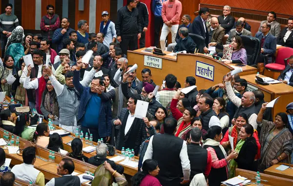 stock image NEW DELHI INDIA FEBRUARY 5 2024 BJP councillors shouting slogan during the Special Meeting of the Municipal Corporation of Delhi for discussion on the Revised Budget Estimates 202324 and Budget Estimates 202425 at Civic Center on February 5 2024 in N