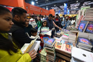 NEW DELHI INDIA FRUARY 10. 2024 Dünya Kitap Fuarı açılışının ilk günü 10 Şubat 2024 tarihinde Yeni Delhi Hindistan 'da bu kitap fuarı 50000 metrekarelik bir alana yayıldı ve 1000' den fazla kitap fuarı için hazırlanıyor.