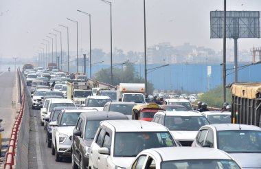 GHAZIABAD INDIA 14 FEBRUARY 2024 Polis Gaziabad Hindistan 'da 14 Şubat 2024 