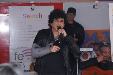 NEW DELHI INDIA FEBRUARY 16 Şubat 2024 Euphoria Band kurucusu ve baş vokalisti Palash Sen, HT Citys 25. yaş günü kutlaması sırasında 16 Şubat 2024 'te Yeni Delhi Hindistan' da Dhruv Sethi Hindustan Times tarafından çekilmiştir. 