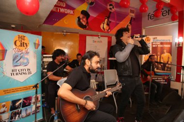 NEW DELHI INDIA FEBRUARY 16 Şubat 2024 Euphoria Band kurucusu ve baş vokalisti Palash Sen, HT Citys 25. yaş günü kutlaması sırasında 16 Şubat 2024 'te Yeni Delhi Hindistan' da Raajessh Kashyap Hindustan Times 