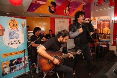 NEW DELHI INDIA FEBRUARY 16 Şubat 2024 Euphoria Band kurucusu ve baş vokalisti Palash Sen, HT Citys 25. yaş günü kutlaması sırasında 16 Şubat 2024 'te Yeni Delhi Hindistan' da Raajessh Kashyap Hindustan Times 