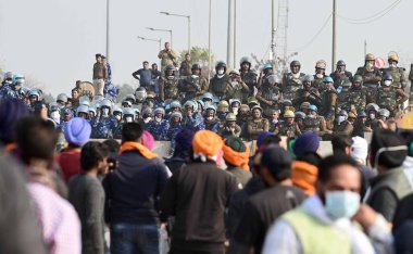 16 Şubat 2024 'te Punjab Haryana' nın sambhu sınırında düzenlenen protestocular protestosu sırasında 16 Şubat 2024 'te Ambala Hindistan Fotoğrafı Ravi Kumar Hindustan Times tarafından çekilmiştir. 