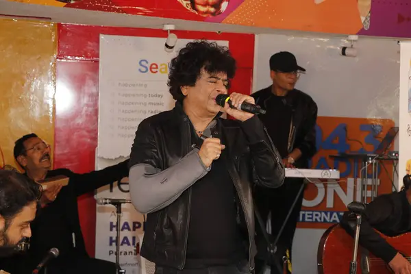 stock image NEW DELHI INDIA FEBRUARY 16 2024  Euphoria Band founder and lead vocalist Palash Sen performs during the HT Citys 25th birthday anniversary celebration at HT House on February 16 2024 in New Delhi India Photo by Dhruv Sethi Hindustan Times 