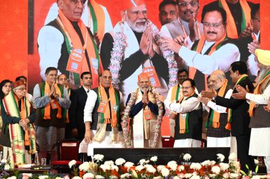 Yeni Delhi Hindistan 17 Şubat 2024 Başbakan Narendra Modi ile İçişleri Bakanı Amit Şah Savunma Bakanı Rajnath Singh ve BJP Ulusal Kongresi sırasında BJP Ulusal Başkanı JP Nadda Yeni Delhi 'de Satu Hindistan' da Bharat Mandapam Pragati Meydan 'da