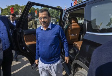 NEW DELHI INDIA 17 Şubat 2024 Delhi Genel Sekreteri Arvind Kejriwal, 17 Şubat 2024 tarihinde Yeni Delhi Hindistan 'da Vidhan Sabha' ya geldi Delhi başbakanı Arvind Kejriwal, BJP 'yi suçlamasından haftalar sonra Meclis' te bir güven önergesi sundu. 