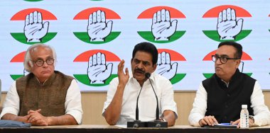 NEW DELHI INDIA FEBRURAY 22. 2024 Kongre Başkanı Ajay Maken KC Venugopal Jairam Ramesh ve diğerleri 22 Şubat 2024 tarihinde Yeni Delhi Hindistan 'da düzenlenen basın toplantısında Kongre Narendra Modiled Union hükümetini ve