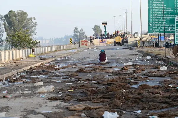 stock image AMBALA INDIA FEBRUARY 21 2024 Police action on agitated farmers at Shambhu Border of Punjab and Haryana onFebruary 21 2024 near Ambala India The situation at the PunjabHaryanas Shambhu and Khanauri state border points turned intense after a clash bet