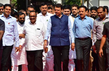 MUMBAI INDIA 26 FEBRUARY 2024 CM Devendra Fadnavis ve diğer liderler Maharashtra Meclis Bütçe Toplantısı 'nın ilk gününde 26 Şubat 2024 tarihinde Mumbai Hindistan' da Bhushan Koyande Hindustan tarafından çekilmiştir. 