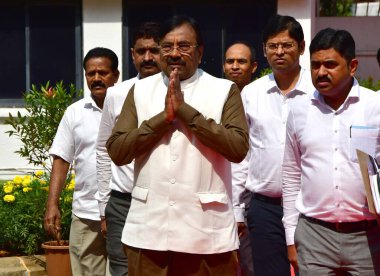 MUMBAI INDIA FEBRUARY 26 2024 BJP MLA Sudhir Mungantiwar arrived during the first day of the Budget session of the State Assembly at Vidhan Bhavan on February 26 2024 in Mumbai India Photo by Bhushan Koyande Hindustan Times clipart