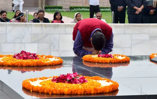 stock image NEW DELHI INDIA FEBRUARY 26 2024 Delhi Chief Minister Arvind Kejriwal with Delhis cabinet ministers and MLAs Prayer at Gandhi samadhi at to mark one year of arrest of Manish Sisodia at Rajghat on February 26 2024 in New Delhi India Exactly a year ago