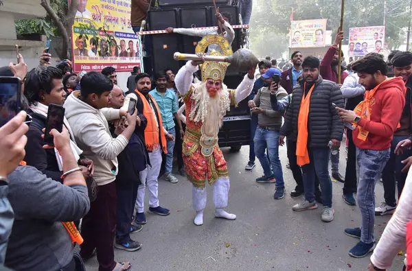 stock image GHAZIABAD INDIA JANUARY 21 2024 Artist dressed as Hanuman ji dancing in the procession before the inauguration of Shri Ram Temple consecration in Ayodhya on January 21 2024 in Ghaziabad India Photo by Sakib Ali Hindustan Times 