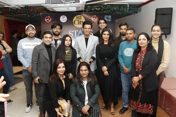 stock image NEW DELHI INDIA DECEMBER 14 2024 EDITOR NOTE 2024 This is an exclusive image of Hindustan Times Bollywood actors Manoj Bajpayee and Konkona Sen Sharma during an exclusive interview with HT City Stars in the City segment for the promotion of a OTT ser