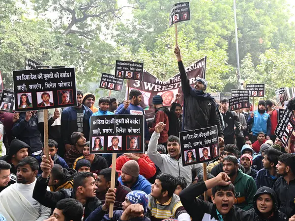 stock image NEW DELHI INDIA JANUARY 3 2024 Several junior wrestlers assemble at Jantar Mantar to protest against the Indian Wrestlers Bajrang Punia Sakshi Malik and Vinesh Phogat Hundreds of junior wrestlers from Uttar Pradesh Haryana and Delhi protested against