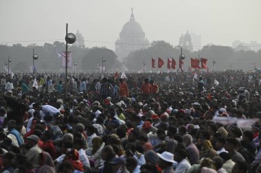 Hindistan Demokratik Gençlik Federasyonu tarafından düzenlenen KOLKATA INDIA JANUARY 7 2024 Yatra Adalet Rallisi CPI M 'nin gençlik kanadı Çalışma ve Eğitim hakkı talep ediyor. Fotoğraf: Samir Jana Hindustan Times